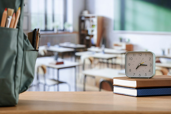 L'augmentation des effectifs contribue le plus à la croissance de la rémunération et aux dépenses en immobilisations dans les écoles primaires et secondaires en 2023-2024